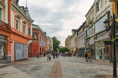 Plovdiv, Bulgaristan - 7 Mayıs 2018: İnsanlar Şehir Plovdiv, Bulgaristan merkezi Street yürüyüş
