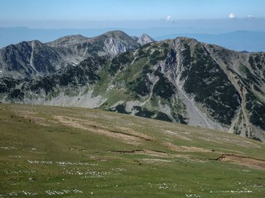 Pirin Dağı, Bulgaristan için Vihren tepe tırmanma panoramik görünümünden rota