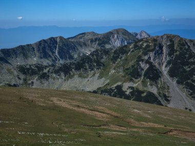 Pirin Dağı, Bulgaristan için Vihren tepe tırmanma panoramik görünümünden rota
