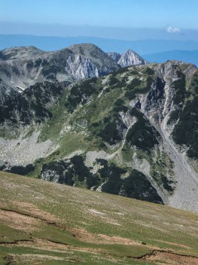 Pirin Dağı, Bulgaristan için Vihren tepe tırmanma panoramik görünümünden rota