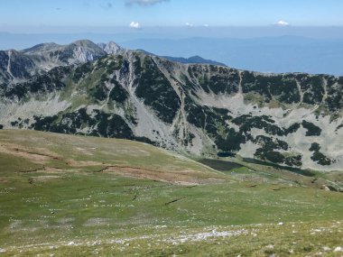 Pirin Dağı, Bulgaristan için Vihren tepe tırmanma panoramik görünümünden rota