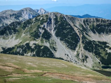 Pirin Dağı, Bulgaristan için Vihren tepe tırmanma panoramik görünümünden rota