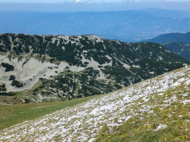Pirin Dağı, Bulgaristan için Vihren tepe tırmanma panoramik görünümünden rota