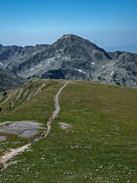 Pirin Dağı, Bulgaristan için Vihren tepe tırmanma panoramik görünümünden rota