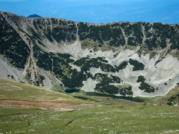 Pirin Dağı, Bulgaristan için Vihren tepe tırmanma panoramik görünümünden rota