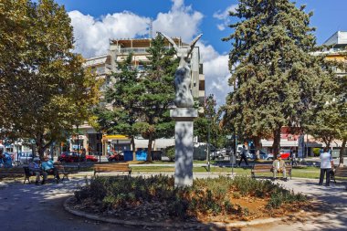 Dedeağaç, Yunanistan - 23 Eylül 2017: Dedeağaç şehri, Doğu Makedonya ve Trakya, Yunanistan tipik sokakta