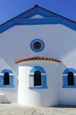 Saint Nicholas Manastırı bulunan iki ada üzerinde Porto Lagos yakınındaki İskeçe şehri, Doğu Makedonya ve Trakya, Yunanistan