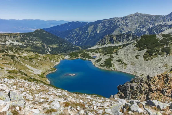 Úžasná Krajina Temným Jezerem Vasilashko Jezera Pohoří Pirin Bulharsko — Stock fotografie