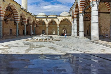 Edirne, Türkiye - 26 Mayıs 2018: Uc Serefeli Camii Edirne şehri, Doğu Trakya, Türkiye'nin Merkez Camii