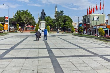 Edirne, Türkiye - 26 Mayıs 2018: Meydanı ve Edirne şehri, Doğu Trakya, Türkiye'nin merkezi street