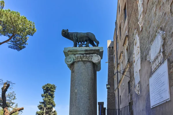 Rom Italien Juni 2017 Staty Wolf Med Romulus Och Remus — Stockfoto