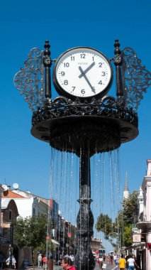 Edirne, Türkiye - 22 Eylül 2018: Meydanı ve Edirne şehri, Doğu Trakya, Türkiye'nin merkezi street