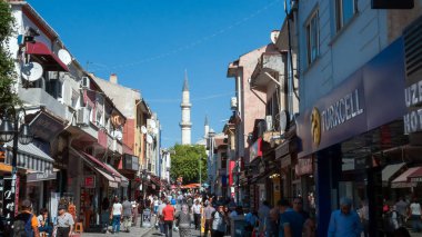Edirne, Türkiye - 22 Eylül 2018: Meydanı ve Edirne şehri, Doğu Trakya, Türkiye'nin merkezi street