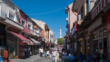 Edirne, Türkiye - 22 Eylül 2018: Meydanı ve Edirne şehri, Doğu Trakya, Türkiye'nin merkezi street