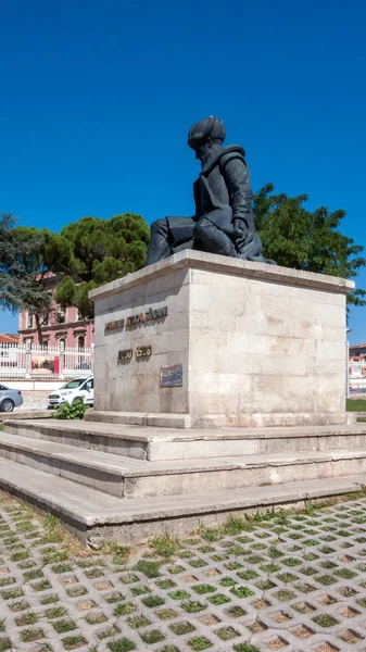 Edirne, Türkiye - 22 Eylül 2018: Kavuşan anıt mimar Mimar Sinan ve Selimiye Camii Edirne şehri, Doğu Trakya, Türkiye'de