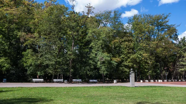 Sofia Bulgaria Settembre 2018 Paesaggio Con Alberi Giardini South Park — Foto Stock