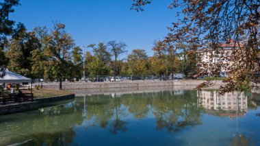 Sofia, Bulgaristan - 5 Ekim 2018: Ariana gölde Borisova gradina (Boris Garden) City, Sofia, Bulgaristan