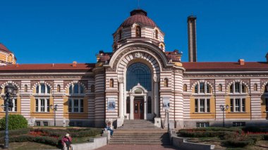 Sofia, Bulgaristan - 5 Ekim 2018: Merkezi Mineral Bath - Tarih Müzesi, Sofia, Bulgaristan