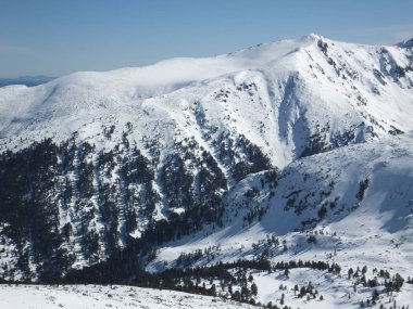 Todorka tepe, Pirin Dağı, Bulgaristan üzerinden muhteşem kış Panorama