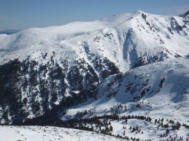 Todorka tepe, Pirin Dağı, Bulgaristan üzerinden muhteşem kış Panorama