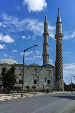 Edirne, Türkiye - 26 Mayıs 2018: Uc Serefeli Camii Edirne şehri, Doğu Trakya, Türkiye'nin Merkez Camii