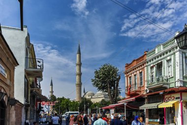 Edirne, Türkiye - 26 Mayıs 2018: Alışveriş yayalara Edirne şehri, Doğu Trakya, Türkiye'nin merkezi