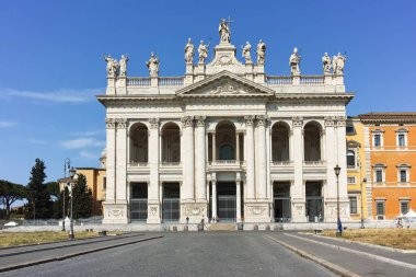 Rome, İtalya - 25 Haziran 2017: Basilica San Giovanni Laterano (Basilica di San Giovanni in Laterano) yılında Roma, İtalya, şehrin içinde