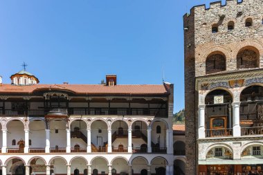 Rila Manastırı, Bulgaristan - 21 Nisan 2018: Ortaçağ bina, manastır Saint Ivan (John), Rila (Rila Manastırı), bölge: Kyustendil, Bulgaria