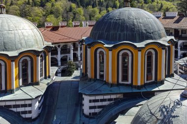 Rila Manastırı, Bulgaristan - 21 Nisan 2018: Ortaçağ bina, manastır Saint Ivan (John), Rila (Rila Manastırı), bölge: Kyustendil, Bulgaria