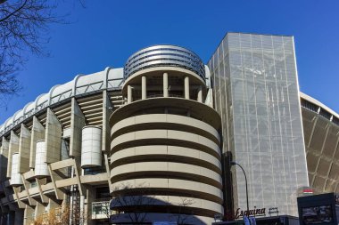 Madrid, İspanya - 21 Ocak 2018: Dışında görüntülemek Santiago Bernabeu Stadyumu şehir Madrid, İspanya
