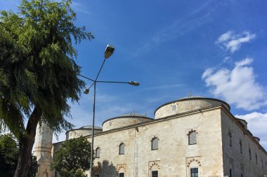 Edirne, Türkiye - 26 Mayıs 2018: Eski Camii Camii Edirne şehri, Doğu Trakya, Türkiye'nin merkezi