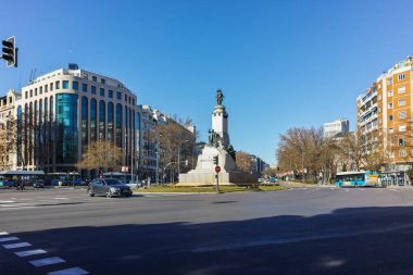 Madrid, İspanya - 21 Ocak 2018: Marques del Duero anıt Paseo de la Castellana Street City, Madrid, İspanya