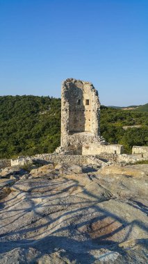 Sunrise görünümünü antik Trakya şehir olan Perperikon, bölge, Bulgaristan