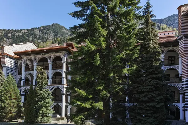 Rila Manastırı, Bulgaristan - 21 Nisan 2018: Ortaçağ bina, manastır Saint Ivan (John), Rila (Rila Manastırı), bölge: Kyustendil, Bulgaria