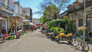 Serres, Yunanistan - 22 Nisan 2011: Serez, Orta Makedonya, Yunanistan'ın şehir merkezi görünümüne