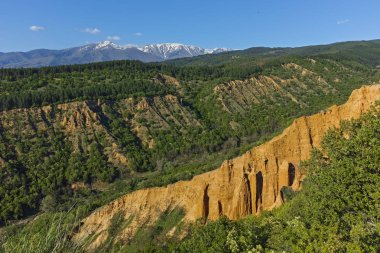 Günbatımı manzara kaya oluşumu Stob Piramitler, Rila Dağı, Köstendil bölgenin, Bulgaristan