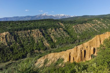 Günbatımı manzara kaya oluşumu Stob Piramitler, Rila Dağı, Köstendil bölgenin, Bulgaristan