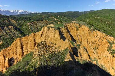 Günbatımı manzara kaya oluşumu Stob Piramitler, Rila Dağı, Köstendil bölgenin, Bulgaristan