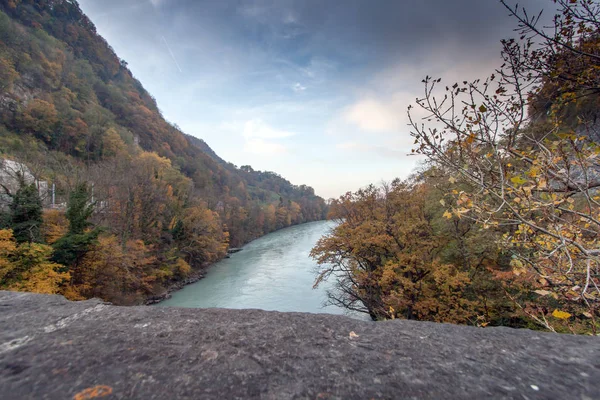 Saint Maurice Zwitserland Oktober 2015 Amazing Herfst Landschap Van Rivier — Stockfoto