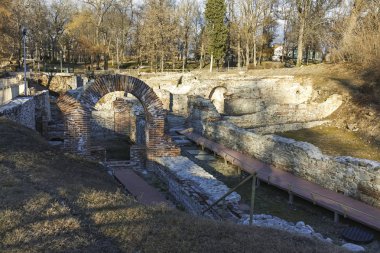 Gün batımı görünümü antik termal banyoları, Diocletianopolis, Hisarya kasaba, Plovdiv Bölge, Bulgaristan