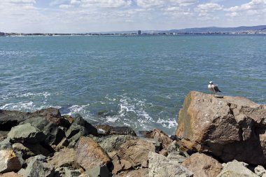 Nessebar, Bulgaristan - 12 Ağustos 2018: Panorama Nessebar sahil şeridi üzerinden tatil, Sunny Beach, St. Vlas ve Elenite, Burgaz bölge, Bulgaristan