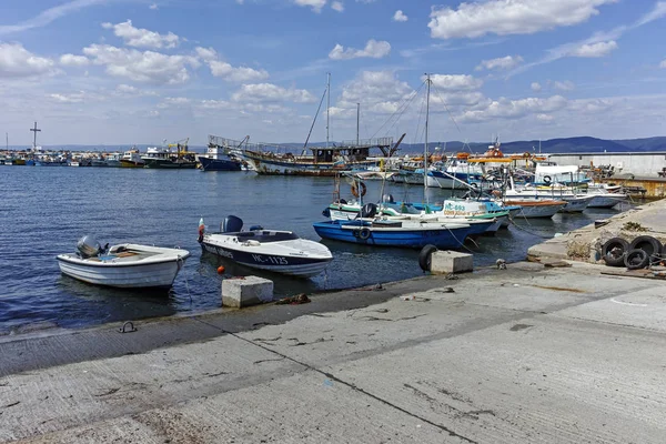 Nessebar Bulgaria August 2018 Panorama Mit Fischerboot Hafen Von Nessebar — Stockfoto