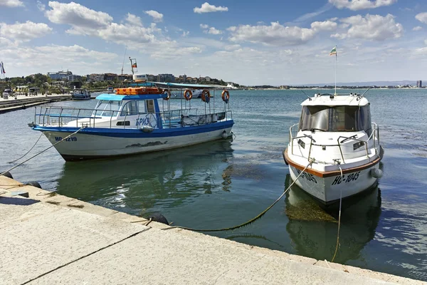 Nessebar Bulgaria Agosto 2018 Panorama Con Barco Pesquero Puerto Nessebar —  Fotos de Stock