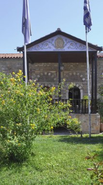 Arnea, Chalkidiki, Yunanistan - 23 Temmuz 2012: Eski evleri şehir Arnea,, Chalkidiki, Orta Makedonya, Yunanistan