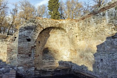 Gün batımı görünümü antik termal banyoları, Diocletianopolis, Hisarya kasaba, Plovdiv Bölge, Bulgaristan