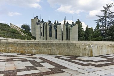 Stara Zagora, Bulgaristan - 5 Ağustos 2018: Memorial karmaşık savunucuları, Stara Zagora City Stara Zagora, Bulgaristan