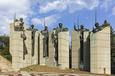 Stara Zagora, Bulgaristan - 5 Ağustos 2018: Memorial karmaşık savunucuları, Stara Zagora City Stara Zagora, Bulgaristan