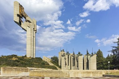 Stara Zagora, Bulgaristan - 5 Ağustos 2018: Memorial karmaşık savunucuları, Stara Zagora City Stara Zagora, Bulgaristan
