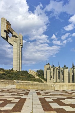 Stara Zagora, Bulgaristan - 5 Ağustos 2018: Memorial karmaşık savunucuları, Stara Zagora City Stara Zagora, Bulgaristan