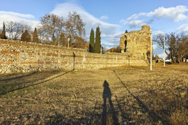 Antik Roma şehri Diocletianopolis, Hisarya kasaba, Plovdiv Bölge, Bulgaristan surlarının kalıntıları gün batımı görünümü